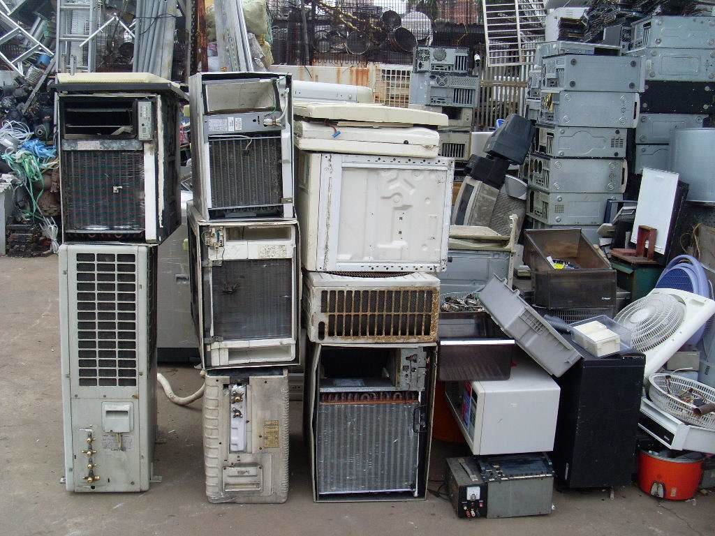 冰箱空調(diào)洗衣機(jī)拆解回收線